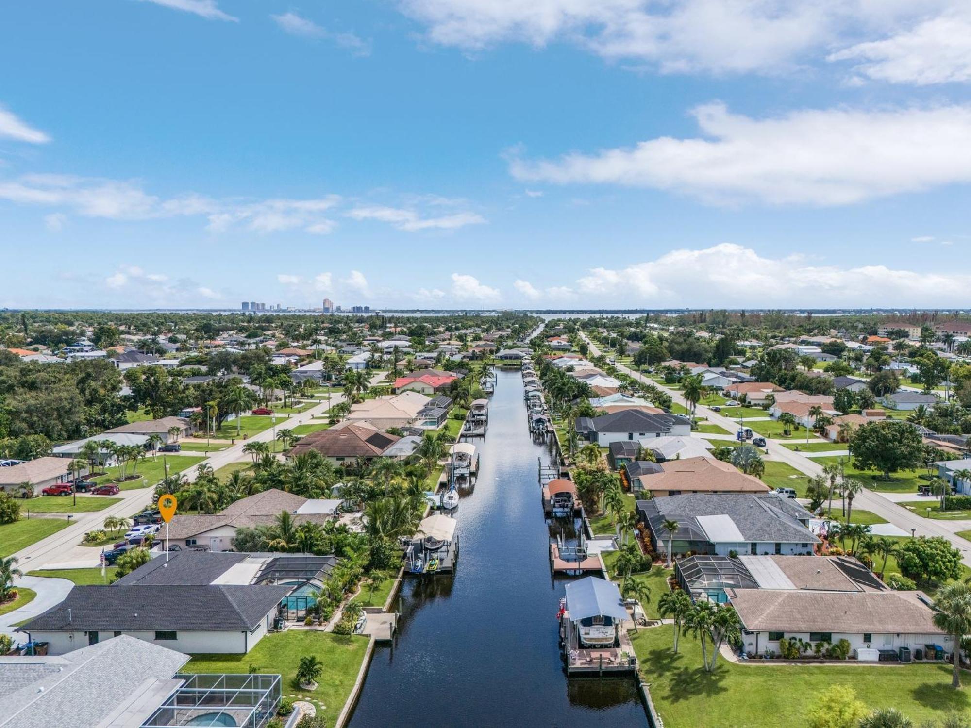 Gulf Access, Kayaks, Heated Pool - Cape By The Ocean - Roelens Villa Cape Coral Kültér fotó