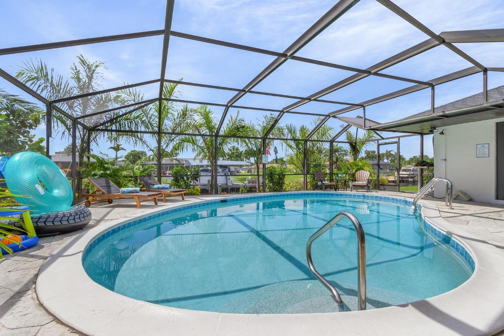 Gulf Access, Kayaks, Heated Pool - Cape By The Ocean - Roelens Villa Cape Coral Kültér fotó